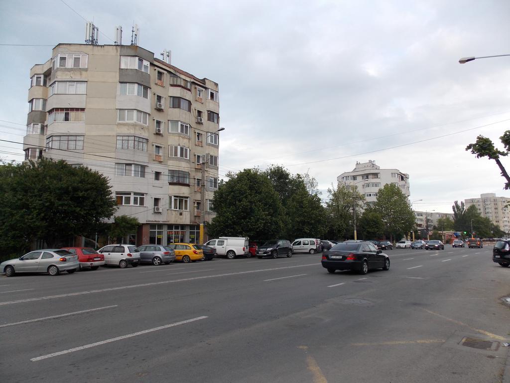 Marin Apartment Constanţa Exterior foto